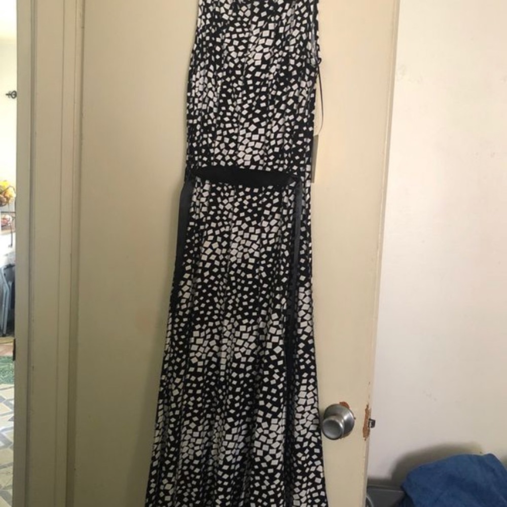 New - Picture 3 of 3